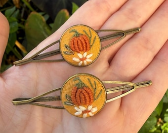 Embroidered Pumpkin Hair Pins, Autumn Bobby Pin, Unique Hair Accessories, Cottagecore Hair Pins, Pumpkin Lover Gift, Gift for Her