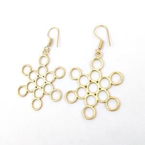 Boucles d'oreilles rondes pendantes, Boucles d'oreilles tendance en plaqué or 18 carats, Boucles d'oreilles tendance faites main, Boucles d'oreilles géométriques rondes, Créoles pour femme