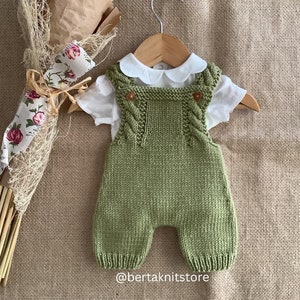 Padrão de tricô para macacão Robin | Padrão de tricô para macacão de bebê | Padrão de tricô para macacão de bebê | Somente em inglês | 0-24 meses |