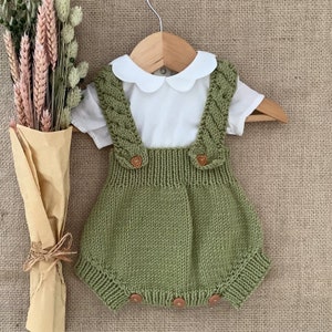 Robin Bloomers Knitting Pattern | Baby Overalls Knitting Pattern | Baby Playsuit Knitting Pattern | PDF in English | 0-24 months |