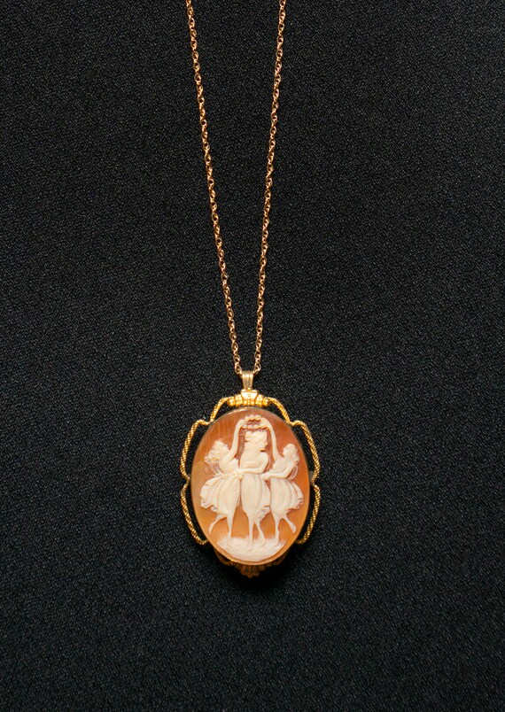 Vintage Hand Carved Shell Cameo Brooch and Pendant - image 4