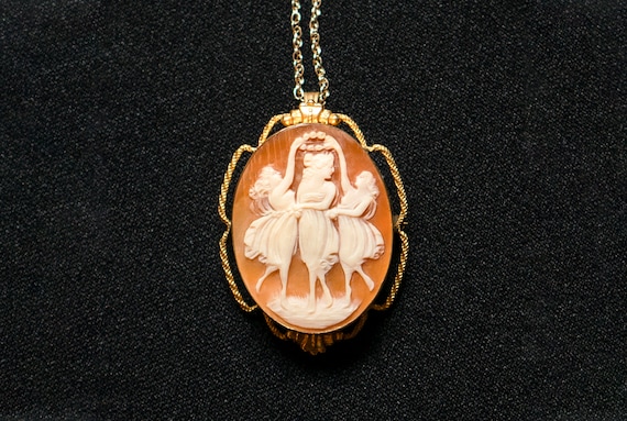 Vintage Hand Carved Shell Cameo Brooch and Pendant - image 1