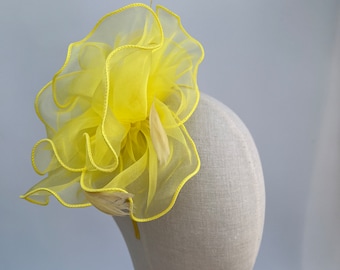New Sunshine Yellow Feather Flower Satin Comb Fascinator  display picture 2