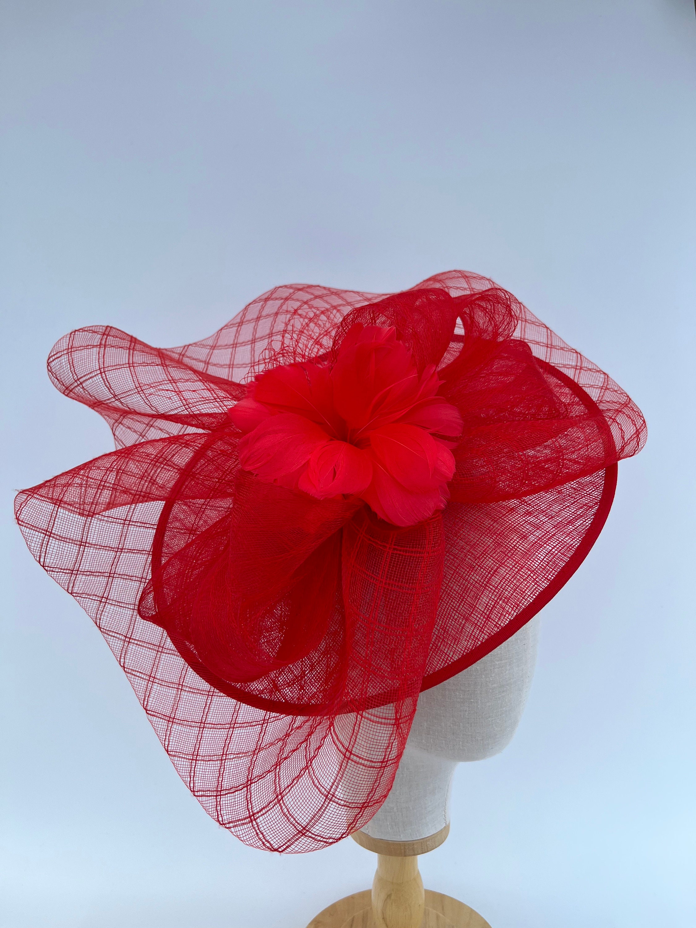 Saks Fifth Avenue Women Red Mesh Fascinator With Feathers Elegant Headwear Mini Top Hat Red Feather Fascinator Cocktail at Amazon  main image 2