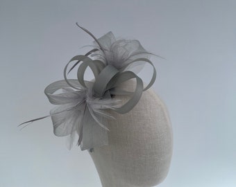 Grey headband and clip mesh bow shape fascinator with added feathers