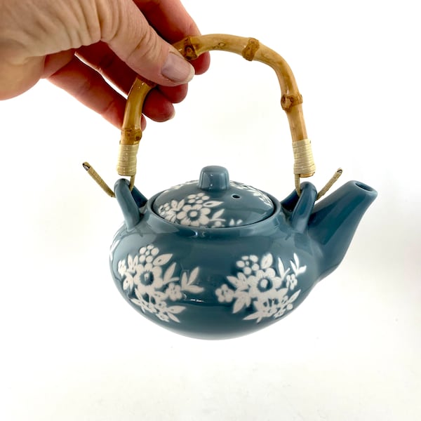 Blue and White Floral Teapot with Bamboo Handle and Strainer, Never Used