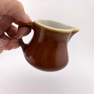 Hall China Restaurant Hotel Diner Individual Creamer/Syrup, Brown