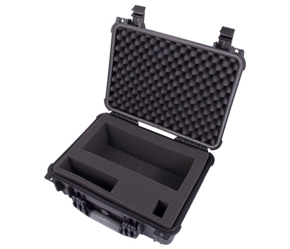 CM 16 Waterproof Boating Dry Box Fits Marine Boating GPS Fish Finders for  Kayaks , Boats , Fishing , Camping and More, Includes Case Only 
