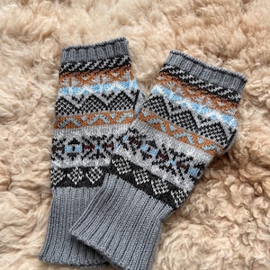 Warm patterned fingerless gloves, alpaca gloves, wrist warmers, dog walking gloves, driving gloves, writing gloves, Christmas gift her him