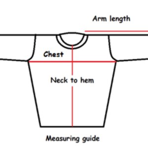 K&ouml;nnte beinhalten: Diagramm, das zeigt, wie man ein Hemd f&uuml;r die Gr&ouml;&szlig;e misst. Das Diagramm zeigt ein Hemd mit Linien, die angeben, wo man Brustumfang, Arml&auml;nge und Hals bis Saum misst.