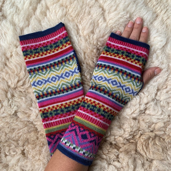 Pure baby Alpaca fingerless gloves, alpaca writing gloves, driving gloves, dog walking gloves, wrist warmers Christmas gift for her or him,