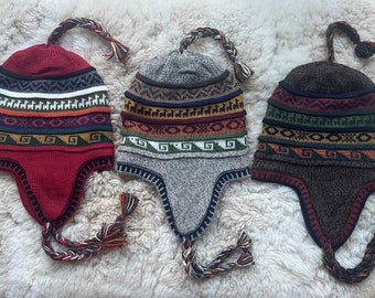 Alpaca wool hat, reversible Alpaca chullo winter hat, Ear flaps, Pure alpaca, warm knitted hat, warm winter wool hat, Peru style hat,