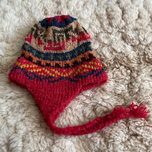 Rote Alpaka Wollmütze, Alpaka Chullo Wintermütze, Alpaka peruanische Mütze, warme Strickmütze, warme Winter Wollmütze, Weihnachtsgeschenk