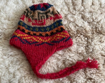 Red Alpaca wool hat, Alpaca chullo winter hat, Alpaca Peruvian hat, warm knitted hat, warm winter wool hat, Christmas gift