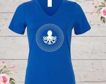 Octopus T-Shirt - Kraken T-Shirt - Retro Octopus T-Shirt - Cute Octopus T-Shirt - Sea Creature Shirt - Ocean Shirt - Cute Women's Octopus