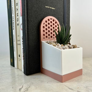 Square Bookend Planter in Terracotta with Drainage Holes and Tray | Modern Home Décor | 3D Printed Gift | Indoor Succulent and Cactus Pot