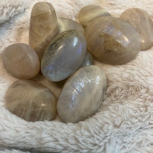 Sunstone moonstone palmstone