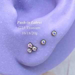 IMPLANT GRADE TITANIUM Threadless Push In Triangle Cz Flat Back 5mm 6mm 8mm 10mm Labret Cartilage Helix Tragus Piercing Ear Stud
