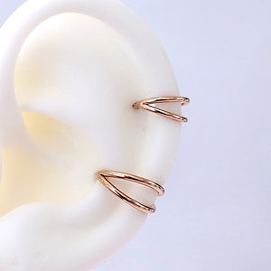 316L Surgical Steel Gold PVD Double Hoop Hinged Clicker Nose Ring 316L Surgical Steel Gold PVD Double Hoop Hinged Clicker Nose Ring