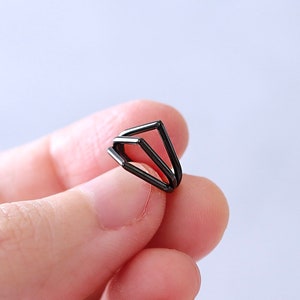 16g Clicker Triple Spike Black Conch Hoop, Conch Earring, Conch Ring Clicker, G23 Implant Grade Titanium Piercing Jewelry