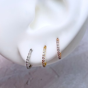 16g Diamond Paved Clicker Hoop for Cartilage/Helix/Rook, 316L Surgical Steel in Silver/Gold/Rose Gold/Black PVD Finish • Non-Tarnish •