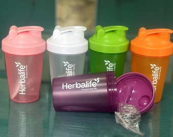 Gepersonaliseerde NIEUWE Herbalife draagbare fles met shakerbal, 6 kleuren waterfles voor fitness, reizen, dieetmaaltijden, cadeau