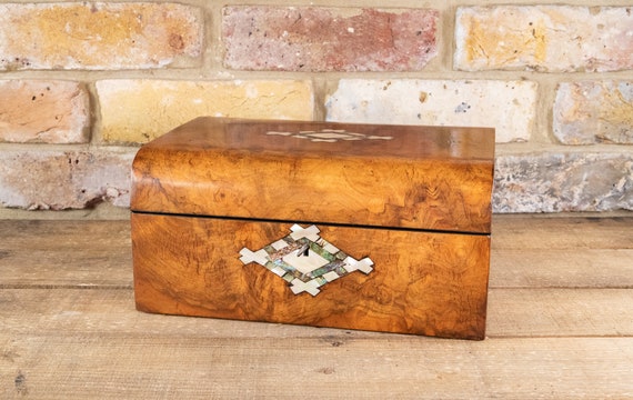 Burr Walnut Table Box 1870