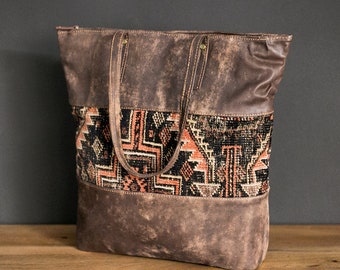 18" x 17" - 45 x 42 cm  Kilim Shoulder Bag, Turkish Totebag, Moroccan Bag, Boho Bags, Kilim Bag, Leather Bag, Ethnic Bag, Kilim Shopper Bag