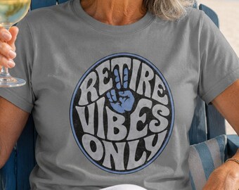 Retire Vibes Only Retro 60s 70s Peace Sign T-shirt