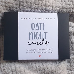 PREMIUM - 52 Tarjetas de fecha al año de ideas de citas románticas, Regalo para ella, Regalo para él, Regalos únicos de aniversario, Regalo para parejas, Regalo para madre