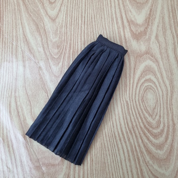 Blouse pailleté et jupe noire plissé pour poupée 11,5 inch Vêtements poupée 1/6ème échelle