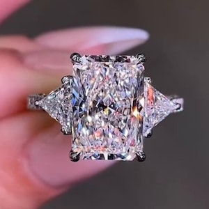 4 CT Radiant Cut Moissanite Three Stone Engagement Ring Gift For Her Promise Ring Solid Gold Ring Anniversary Gift Rings for Women