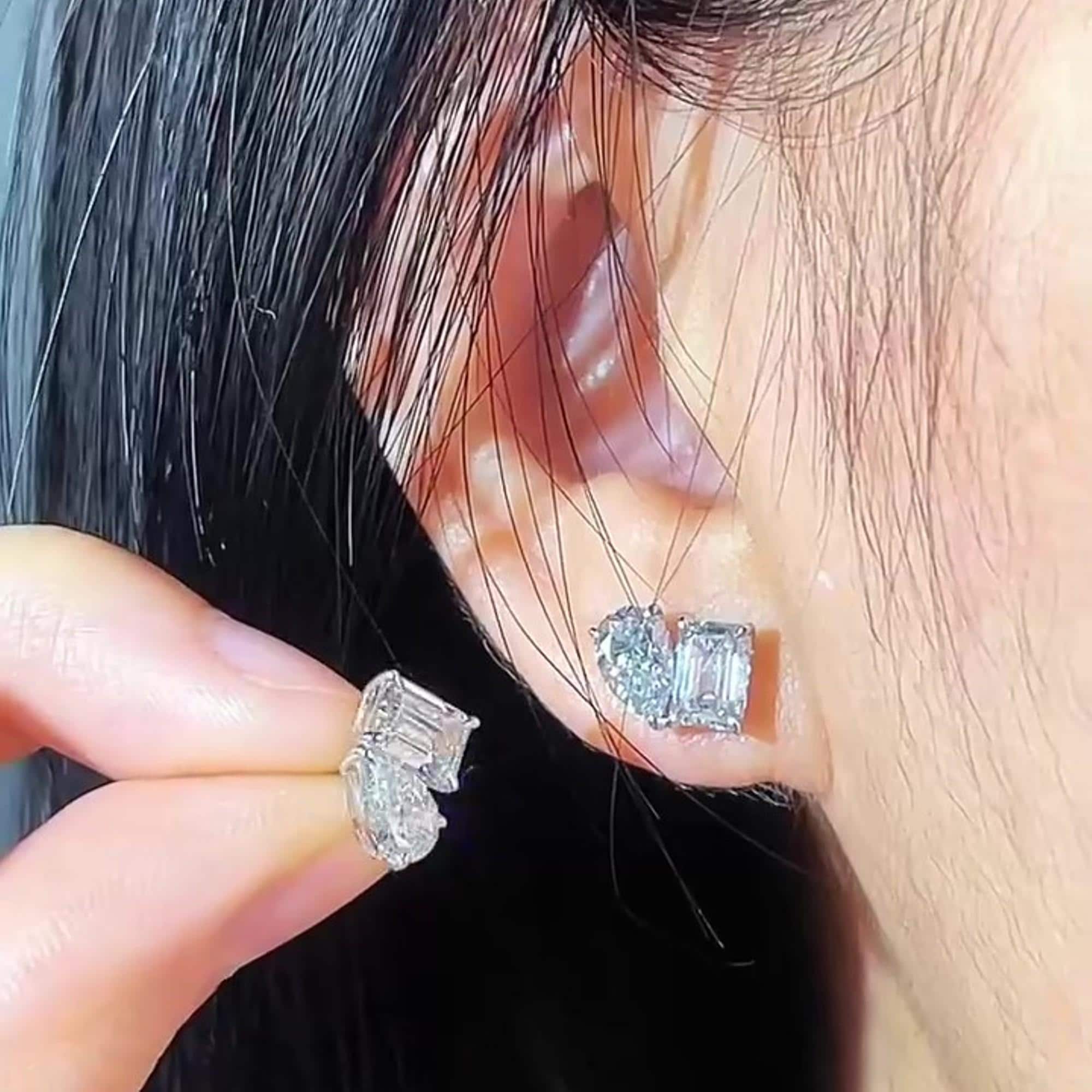 4CT Emerald & Pear Cut Moissanite Toi Et Moi Two Stone Solitaire 