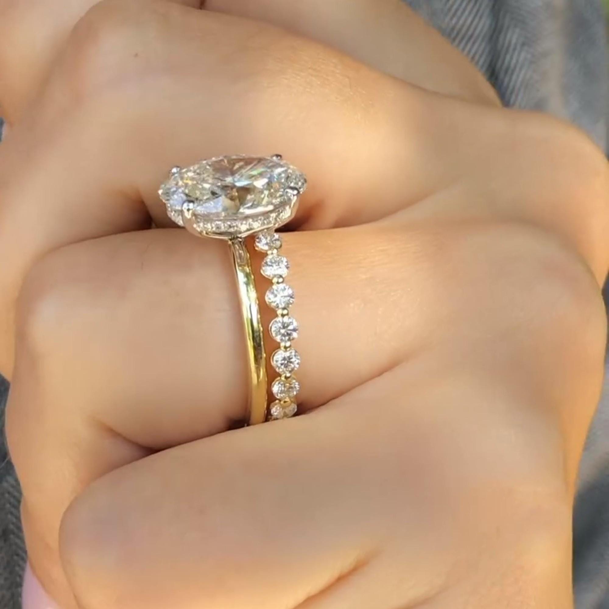 3.5 CT Oval Cut Moissanite Bridal Set Ring, 14K Yellow Gold Full ...