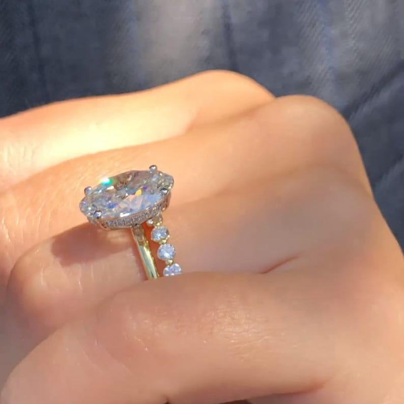 3.5 CT Oval Cut Moissanite Bridal Set Ring, 14K Yellow Gold Full ...