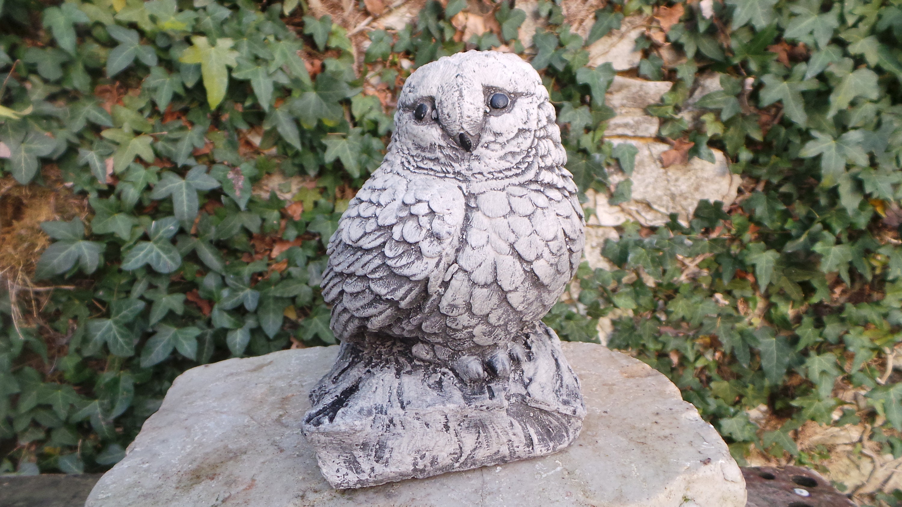 Chouette Houlotte sur Branche Ornement de Jardin en Pierre Reconstituée Statues Conception Les Tréso