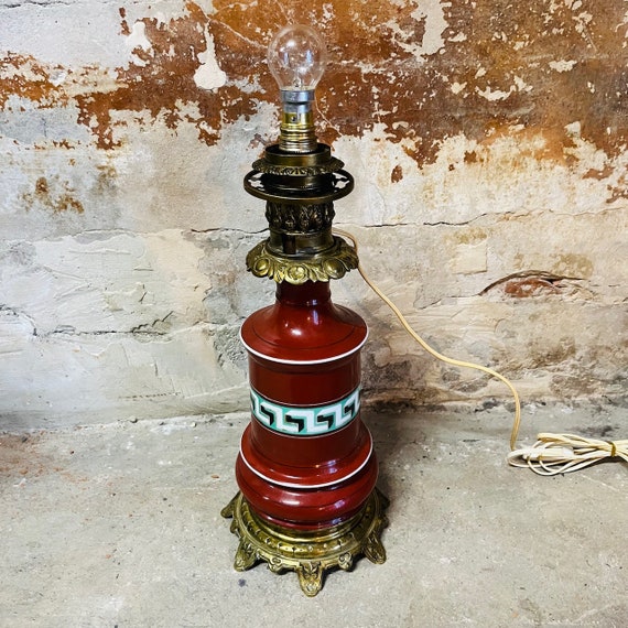 Old Electrified Kerosene Lamp. Ceramic and Bronze Base. Art Deco