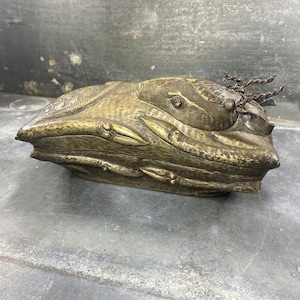 Khmer betel box in the shape of a lying doe, low-title silver, Cambodia 19th century