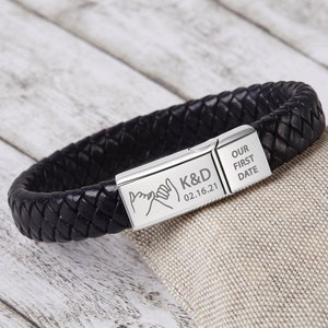 Custom Couple Bracelets, Boyfriend Valentines Gift, Pinky Promise Bracelet, , Boyfriend Personalized Bracelet, Engraved Leather Bracelet Men