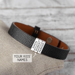 Leather Bracelet with Multiple Names, Dad Birthday Bracelet, Dad Gift From Wife, Personalized Dad Bracelet With Kids Names, Gift From Kids