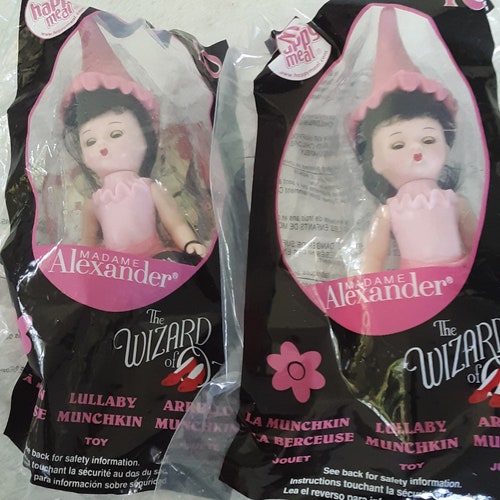 Twelve-- 12 -- shops Madame Alexander McDonald's Happy Meal Wizard of Oz --UNOPENED!