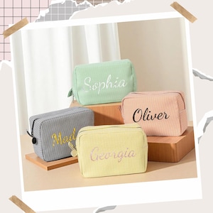 Custom name Seersucker Makeup Bag, Beaty makeup bag, Monogramed Makeup Bag, Bridesmaid Makeup Bag, Monogrammed Toiletry, Personalize Gift