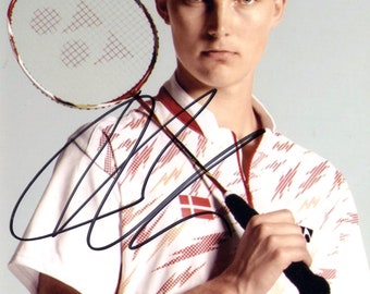 Hand Signed RARE Autograph of Danish Badminton World No. 1 Viktor