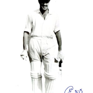 Sällsynt handsignerat autograffoto av Nari Contractor – tidigare indisk cricketkapten