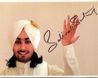 Hand-Signed Autograph Photo of Satinder Sartaaj – In-Person Signed in Delhi , a good birthday gift