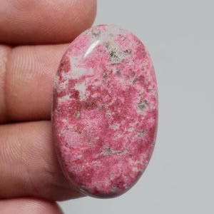 AAA+ Rare Pink Thulite Cabochon: Norway Crystal Palm Stone (40.75Ct, 30x19x6mm)