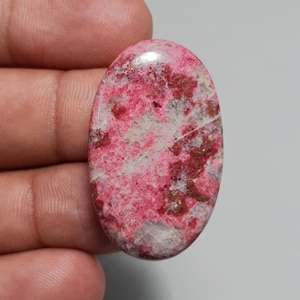 AAA+ Thulite Cabochon: 36.55 Ct Natural Pink Norway Crystal Palm Stone