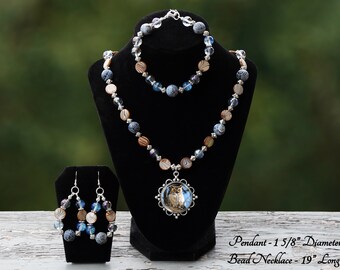 Mama Great Horned Owl Beaded Jewelry Set