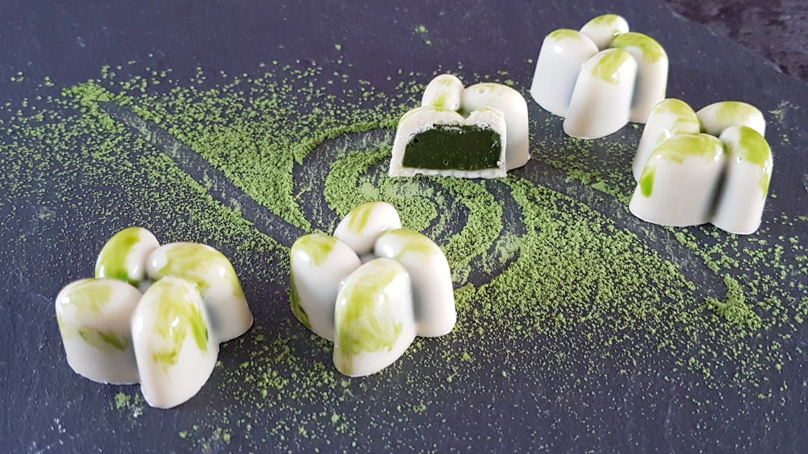 12 Handmade Japanese Chocolate Truffle Matcha Au Lait / Yuzu Etsy