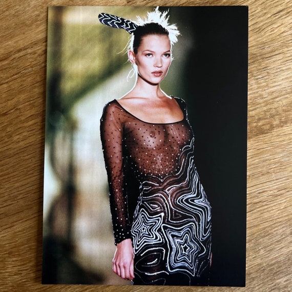 Kate Moss Clothes and Outfits, Page 4